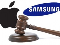 Apple     Samsung