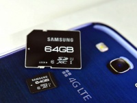 IFA 2012: Samsung  SDXC- ,  64 