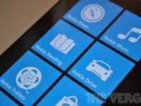    Nokia Lumia 620    WP 7,8