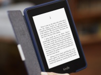 Amazon    Kindle Paperwhite  Kindle Paperwhite 3G
