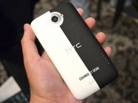   HTC One X Cushnie Et Ochs Edition