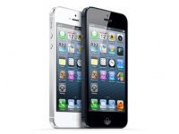 10 . iPhone 5     Apple