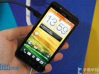    4- HTC One XC
