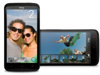 HTC   One X+