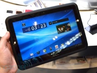   Windows 8  Fujitsu Arrows Tab