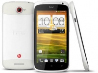 HTC    64    HTC One S