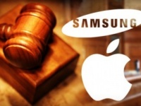 Samsung   Apple  
