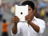 Apple:  100 .  iPad    -  1