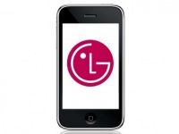       Apple  LG