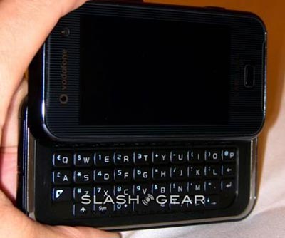 Samsung F700