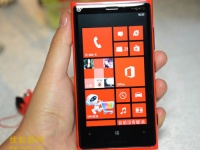    Nokia Lumia 920T