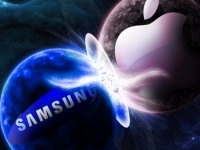  Apple      Samsung