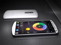  Samsung    10 . Galaxy SIV  