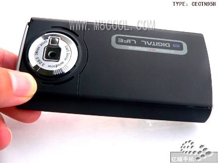 Nokia N95 and Nokia 6500 Slide