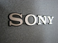    Sony  8,7 . 