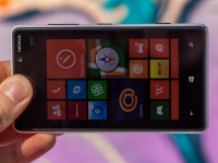    Nokia Lumia 820   Smartphone.ua