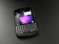 BlackBerry Q10   Z10    