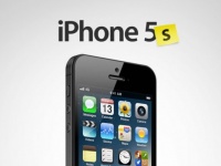 WSJ: Apple   iPhone    II  2013 