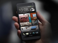  HTC    HTC One Showroom    