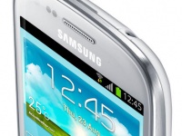 Galaxy S4 mini     Samsung