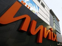  Samsung   DRAM-  SK Hynix