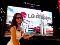 LG Display   ,   