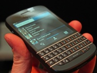       BlackBerry R10
