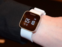  Sony    200   Sony SmartWatch