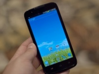 Coolpad   CTIA 2013  Quattro II