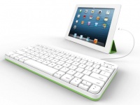 Logitech       iPad