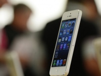  Apple iPhone 5     