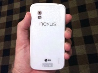  Google Nexus 4   -      