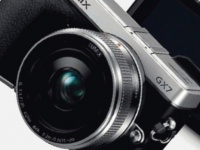     Panasonic Lumix GX7:     