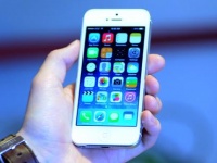 iOS 7 beta 4    iPhone 5S   