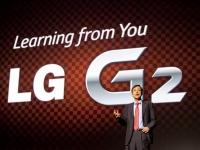      LG G2  