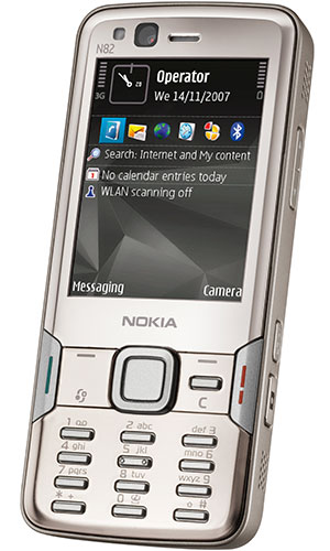 Nokia N82