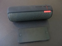 UE BOOM     Logitech    