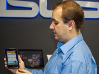  ASUS Fonepad Note 6, Fonepad 7  Transformer Pad Infinity TF701T   Ukrainian Fashion Week