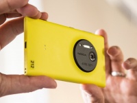      Nokia Lumia 1020