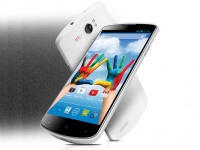 Karbonn Titanium X    5- Full HD 