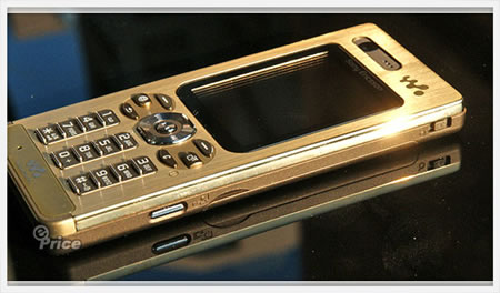 Sonyericsson_W880i_4