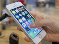 : iPhone 6  4.5- Retina-