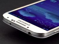  Samsung Galaxy S4 Neo    NenaMark2