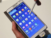 Samsung  Galaxy Note 3   Snapdragon 805