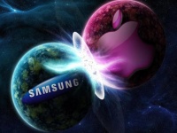    Samsung  Apple         