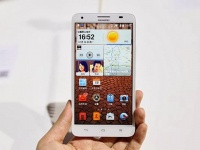 Huawei  8- Honor 3X  Full HD