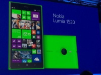  Nokia Lumia 1520     