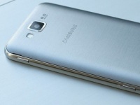 Samsung     ATIV Core   WP8.1