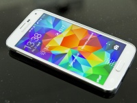  Samsung Galaxy S5  $256