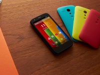  Motorola Moto E    $105